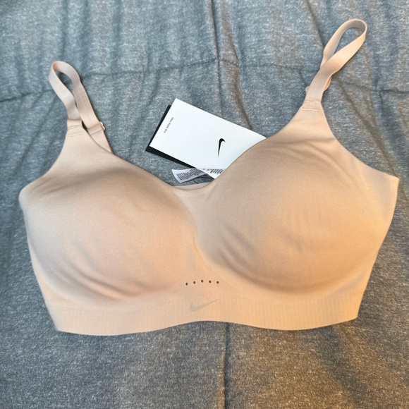 NWT Nike Alate sport bra S - Picture 3 of 8